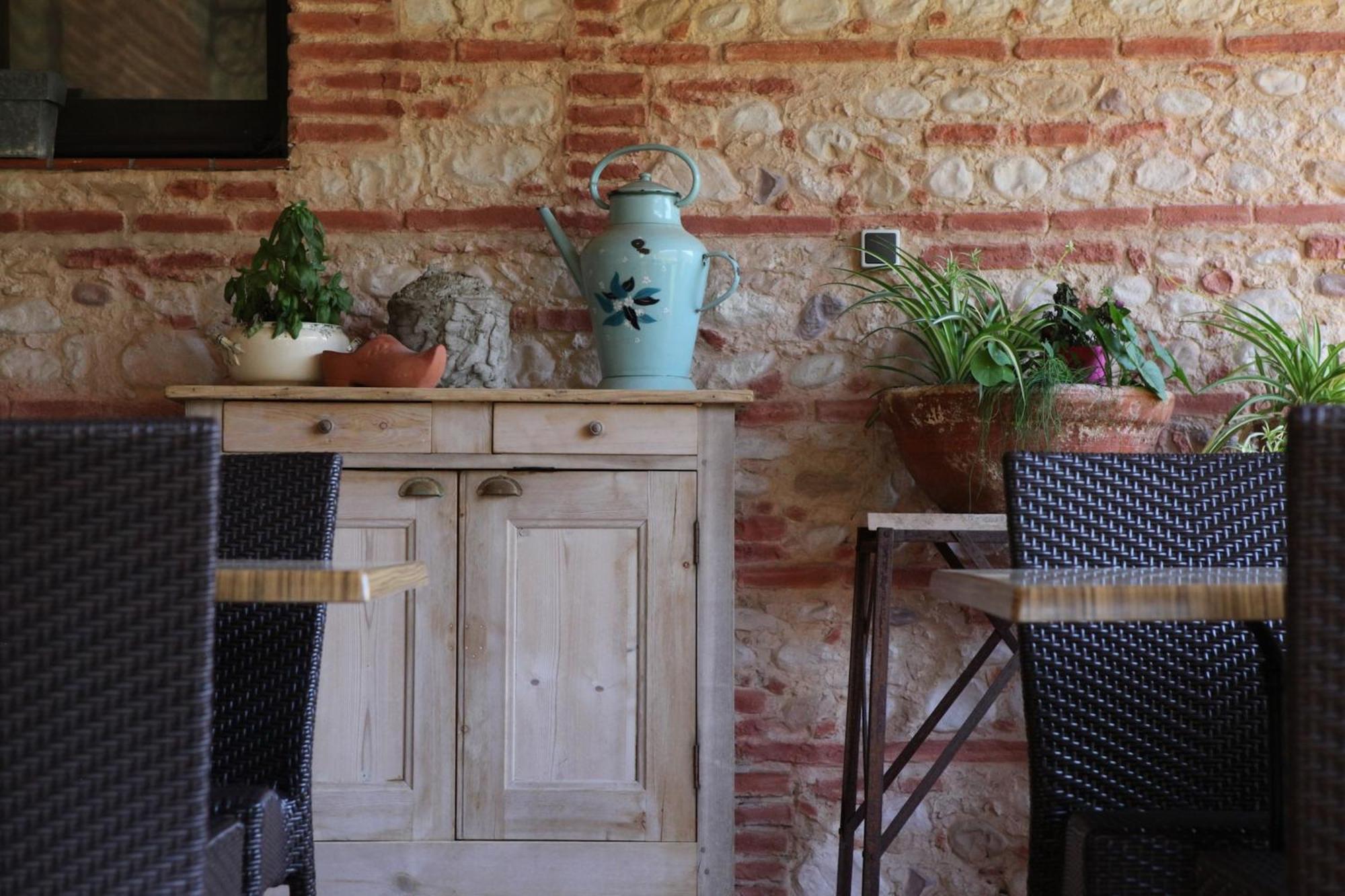 Logis Auberge Restaurant Du Vigneron 퀴퀴냥 외부 사진